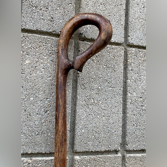 Early 20th Century Antique Wooden Loop Handle Tool Ended Walking Stick Cane - Picture 2 of 16